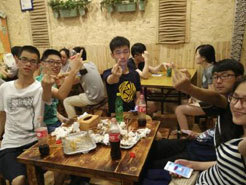 于洪烧烤加盟,学烧烤技术,开烧烤店多少钱疯狂烤翅加盟